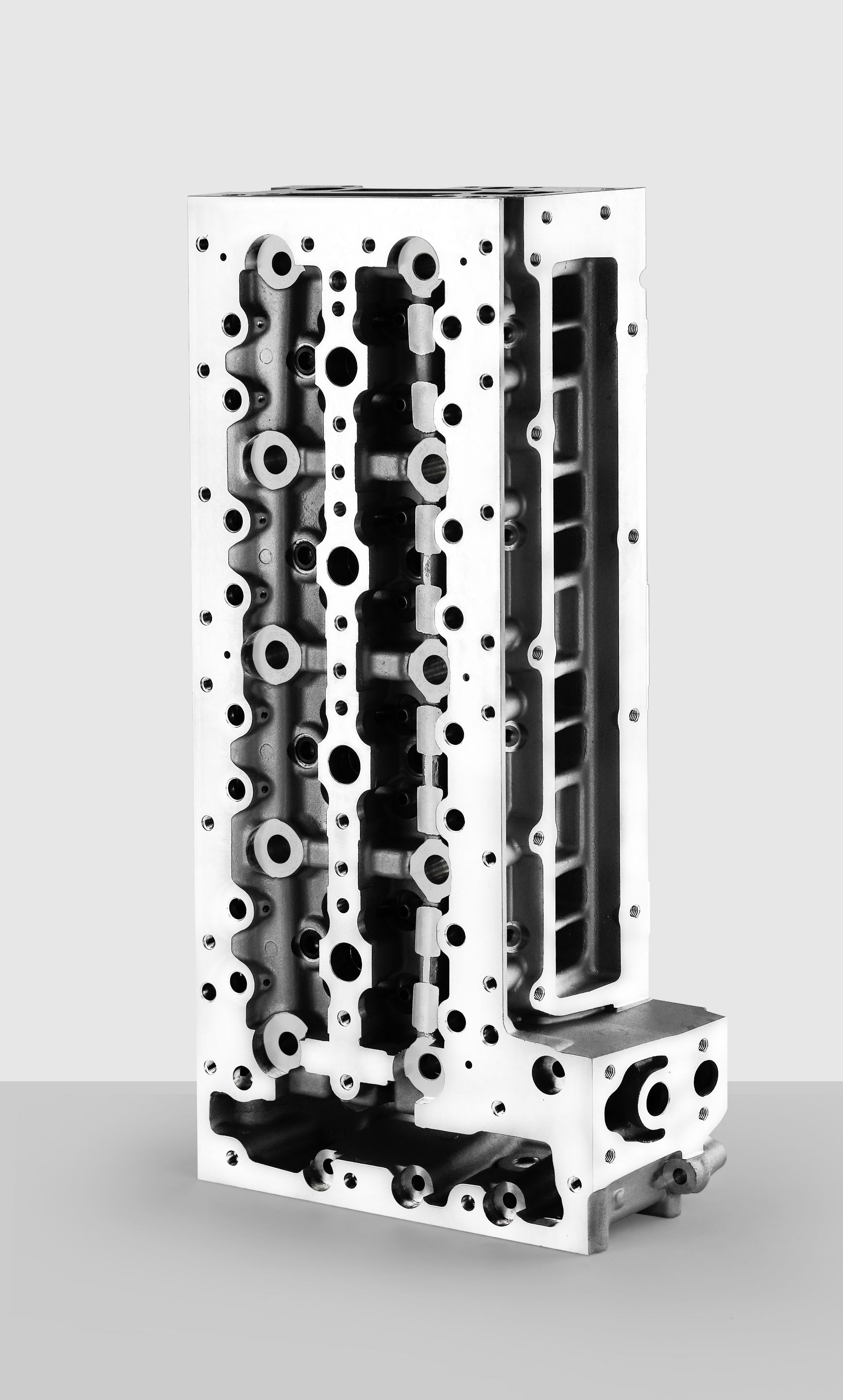 Cylinder Head Maker: Mastering Precision and Performance